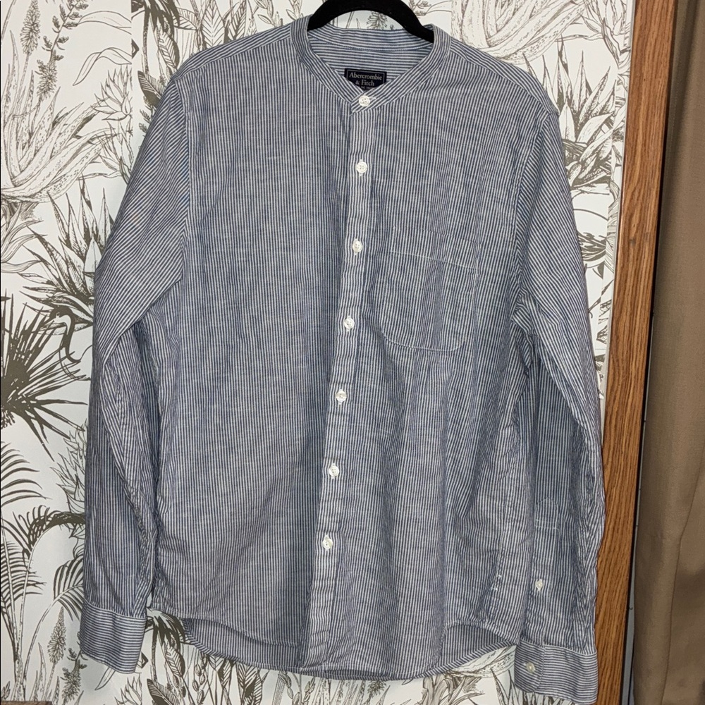 Abercrombie & Fitch XL Men Navy White Striped Mandarin Collar Button Down Shirt